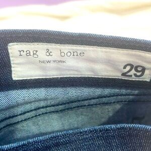 Like new - size 28 rag & bone skinny jeans
